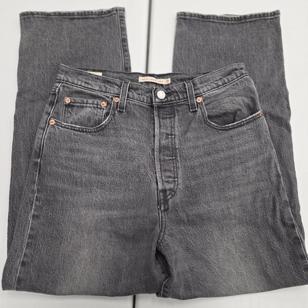 Levi's Women's Charcoal Ribcage Straight Ankle Jeans